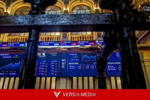 El Ibex se aleja de los 19.500 puntos, pendiente de las tecnológicas